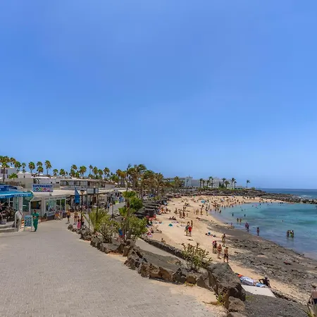 Playa Flamingo C Apartment
